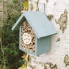 Small Bee Hotel