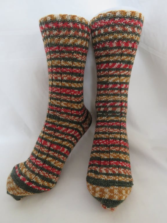 Hand-cranked Sparkly Knitted Ribbed Wool Socks Size 8 to 9