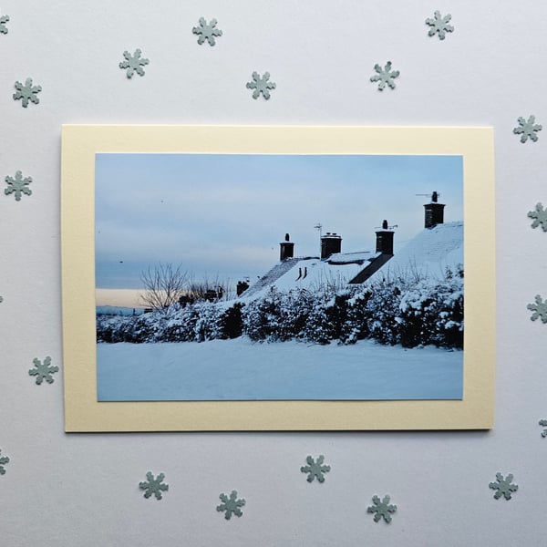 Winter Scene, Snowy Roofs Large Photo Card Size 7" x 5" (18cm x 12.5cm)