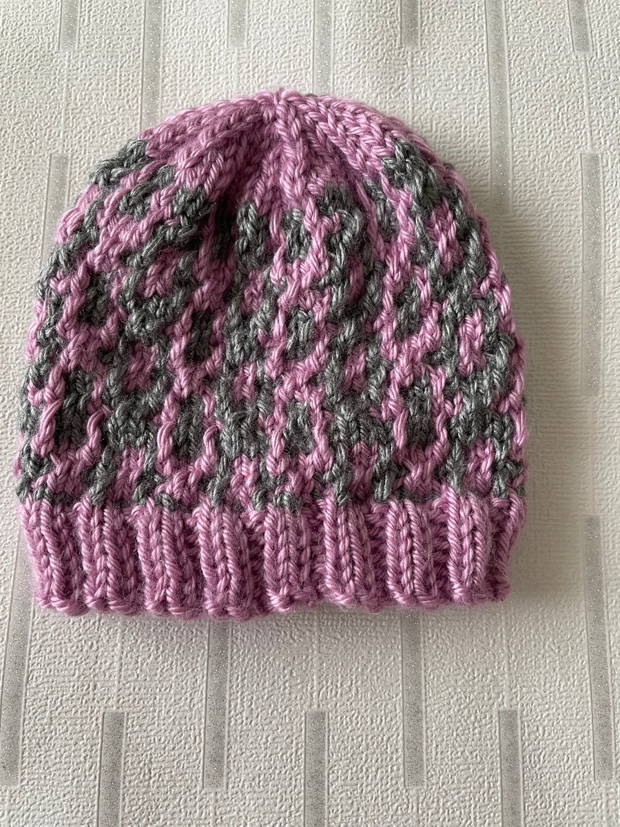 Patterned baby beanie hat in grey and heather