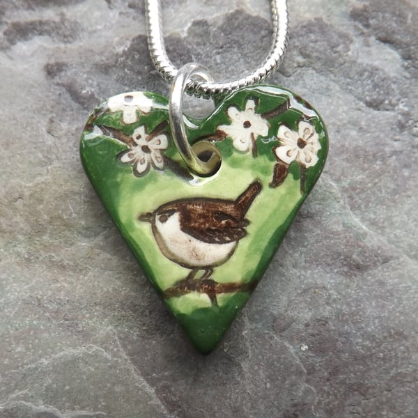 Heart shaped ceramic Wren in the Blackthorn pendant in green