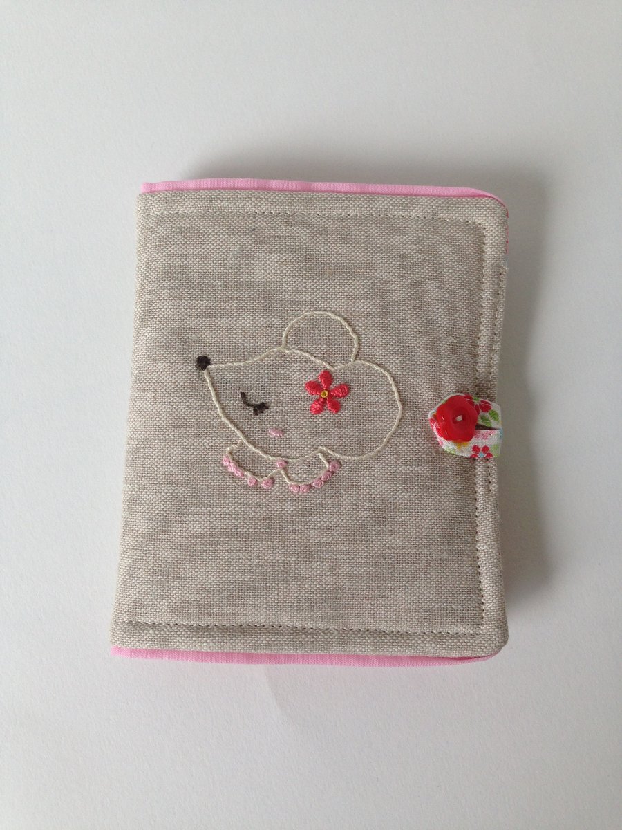 Matilda Mouse needle book