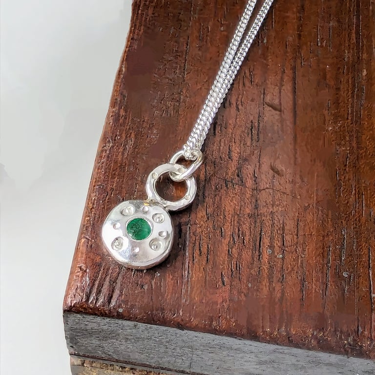 STERLING SILVER Natural Emerald pendant, Handmade Urban Jewellery