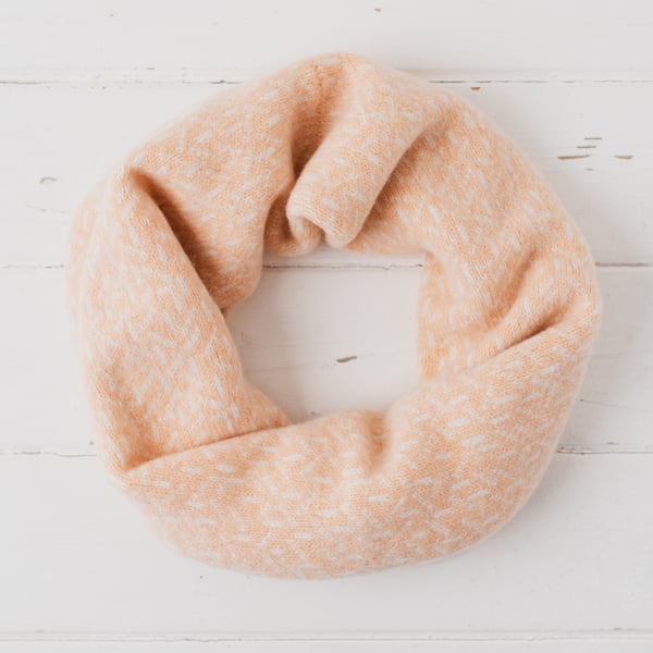 Summer Seconds Scatter snood cowl - nectarine and white