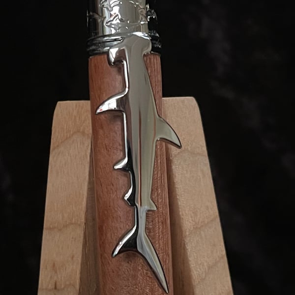 Hand turned wooden ball pen