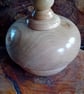 Large Lidded bowl  lovely grain. Item no 1017 - Image 6