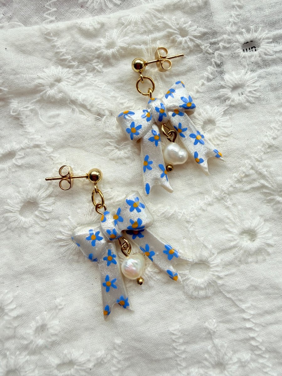 Blue Daisy Bow Pearl Drop Earrings