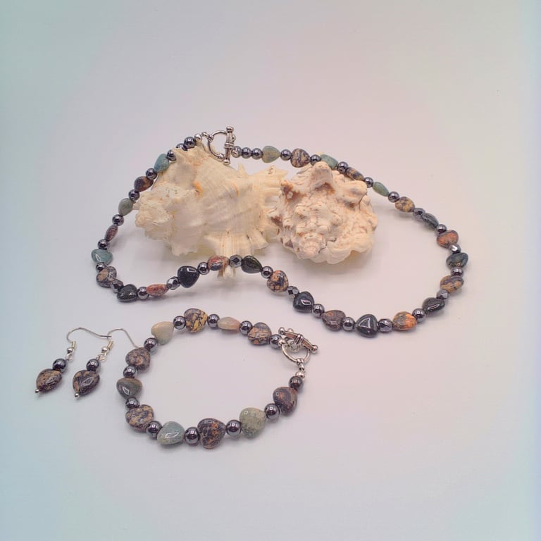 Jasper Hearts & Charcoal Haematite Bead Necklace Bracelet and Earrings, Gift Set