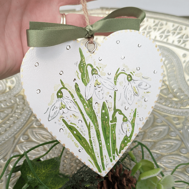 Snowdrop hand-painted Christmas heart decoration 