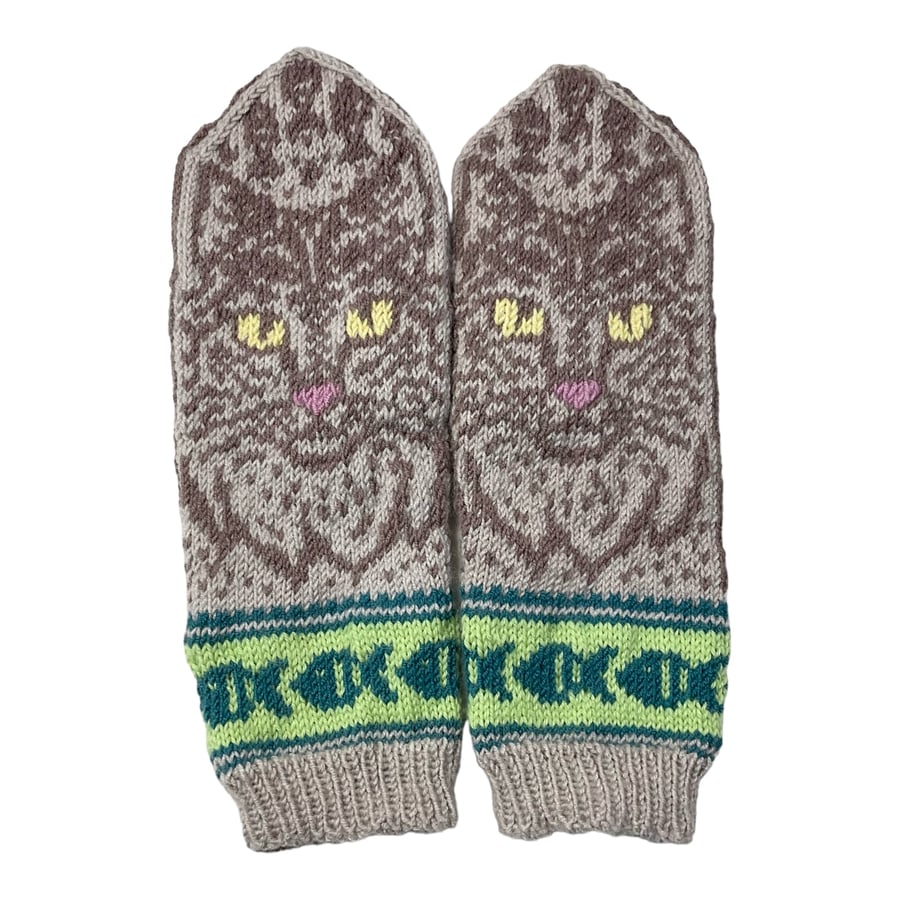 Handknitted cat mittens, handknit merino wool mittens, fairisle stranded mittens