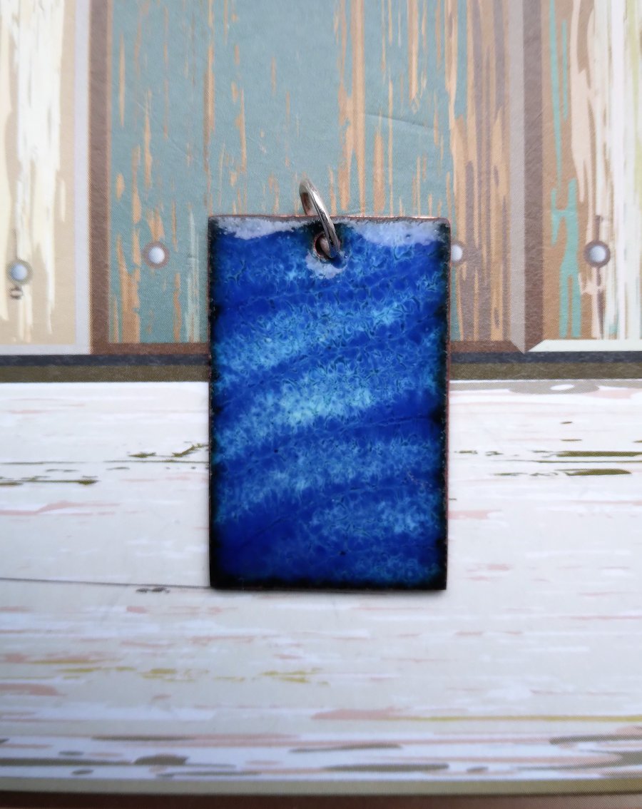 Enamelled copper rectangular ‘ripples’ pendant 065