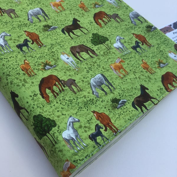 HORSE RINGBINDER COVER, Horse Stationery Set, Equestrian Folder, File Sleeve, Ri