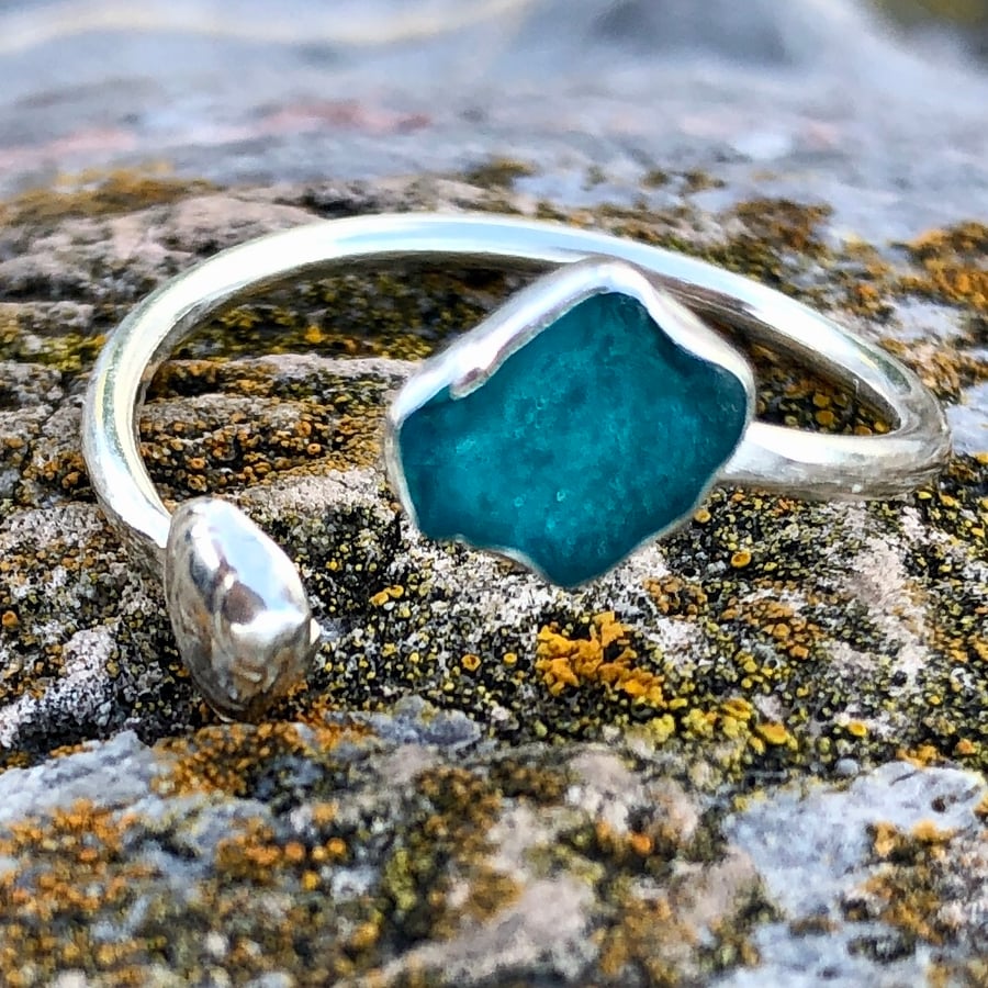 Electric Blue and Sterling Silver Spiral Adjustable Ring - 1159