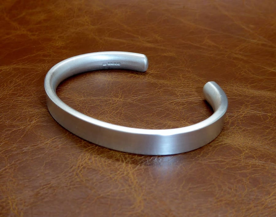 Men's 44 Grams Heavy Solid 925 Sterling Silver, Torque, Bangle, Bracelet.