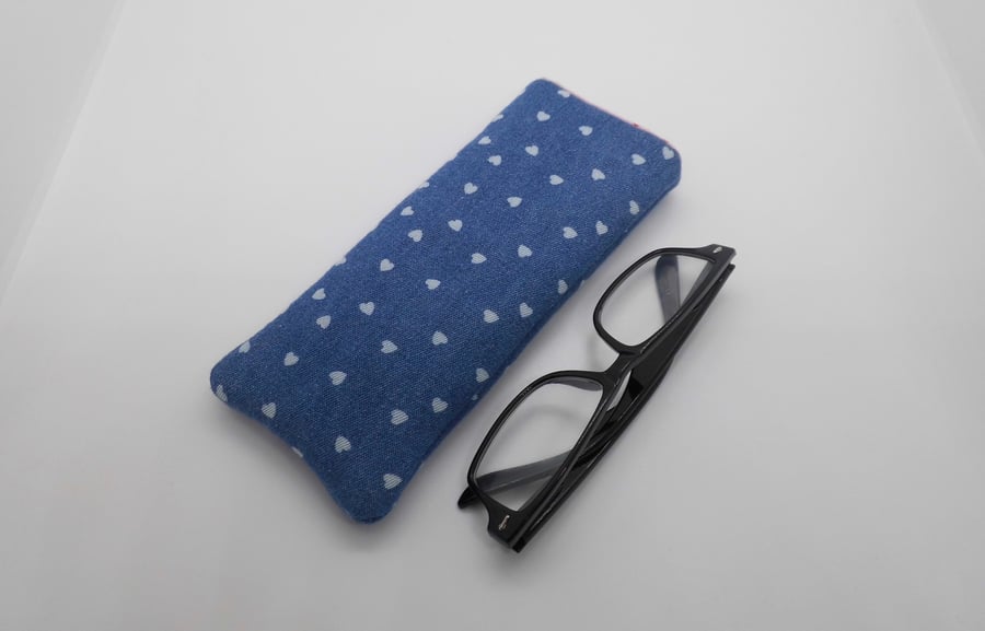 Fabric glasses case blue chambray heart print