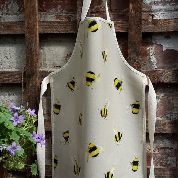 Child's PVC Apron size 2  5 - 8yrs of age