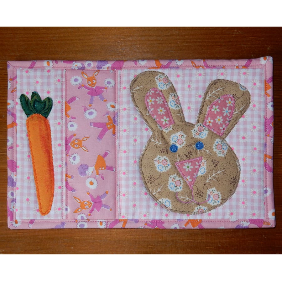Mug Rug Easter bunny and carrot