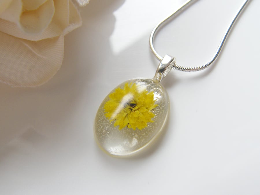  Flower Necklace - Wearable Art - SUNFLOWER