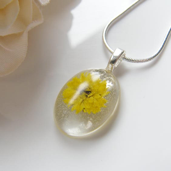  Flower Necklace - Wearable Art - SUNFLOWER