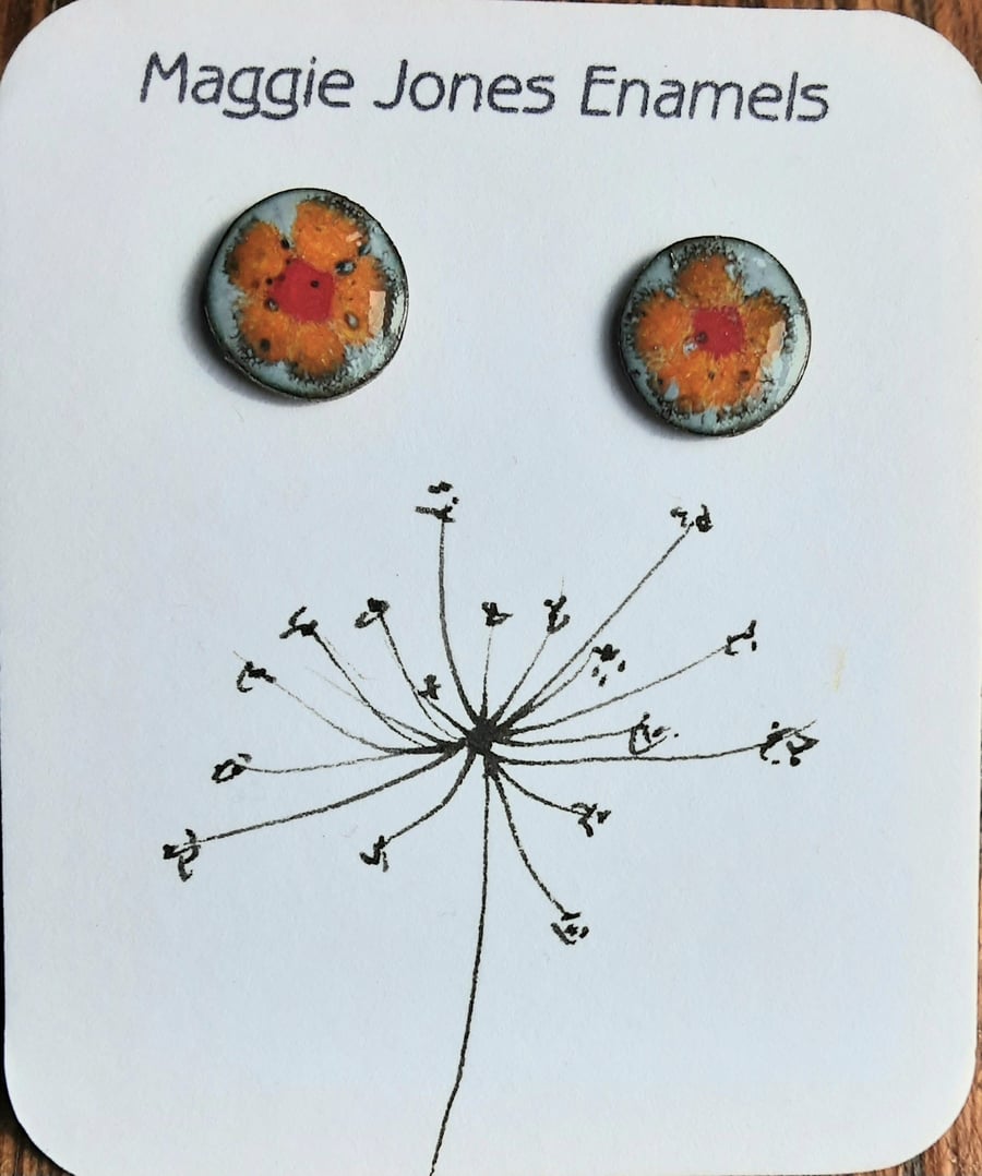 Round stud earrings - 9mm - Enamelled with sterling silver post -FLORAL