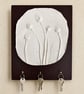 Wall Key Holder with Hooks – Botanical Poppy Plaster Cast on Burgundy Wood - Image 1
