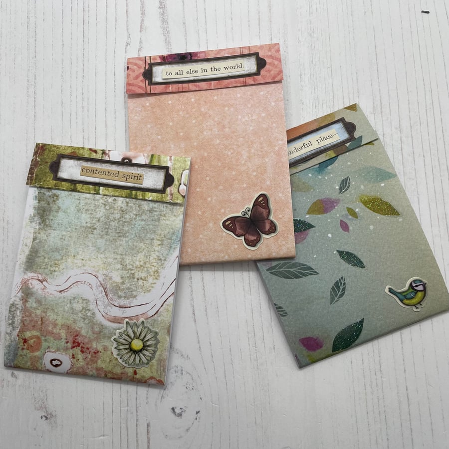 Set of three patterned matchbook style notepads PB16