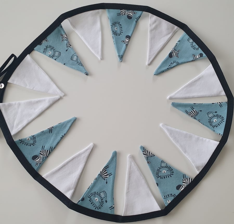 Gorgeous Zebra Bunting on Black Binding