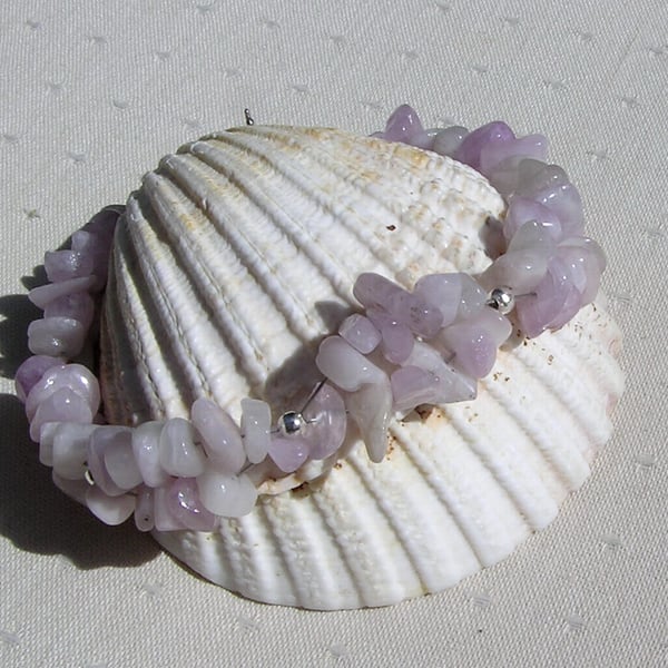 Lilac Kunzite Gemstone Chakra Bracelet "Heather Mist"