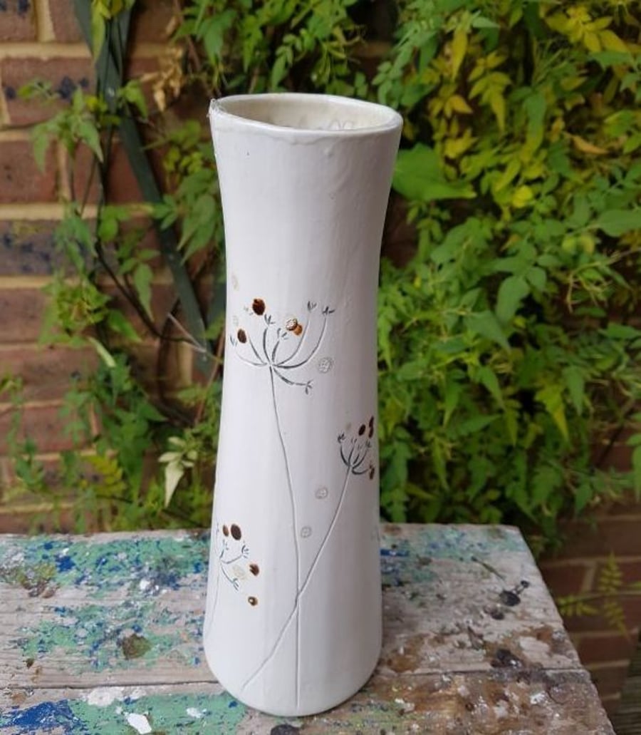 Tall Elegant Cow Parsley Ceramic Vase with berries