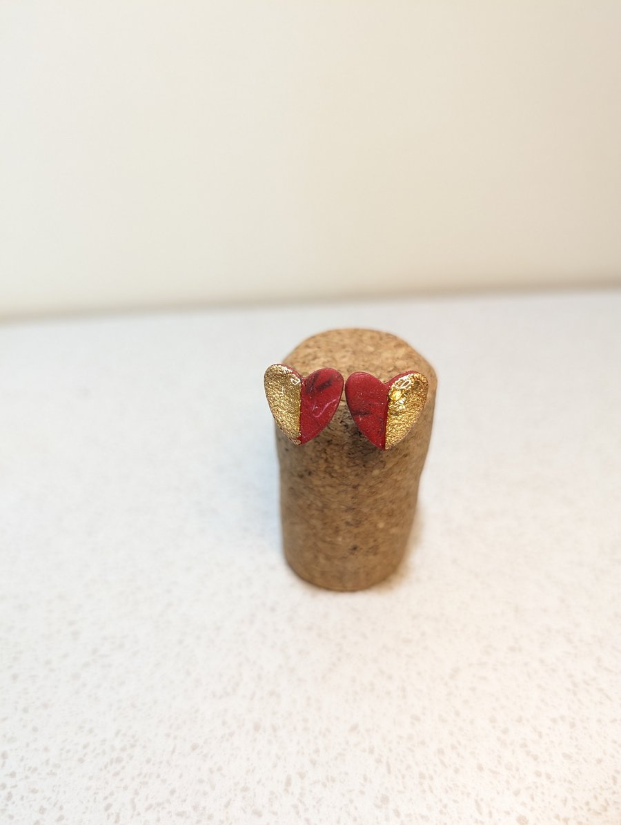 Red heart half gold stud earrings 