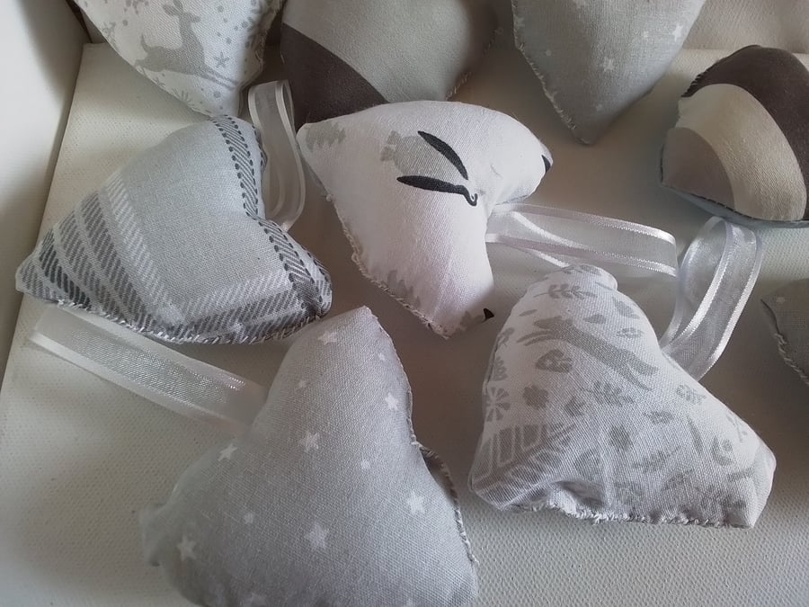 Heart. Hanging decoration. Fabric heart. Ref 499