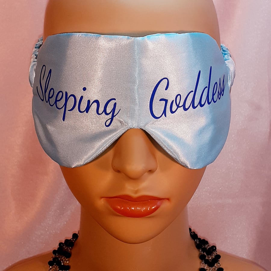 Luxurious Sleep Mask - Sleeping Goddess Wording