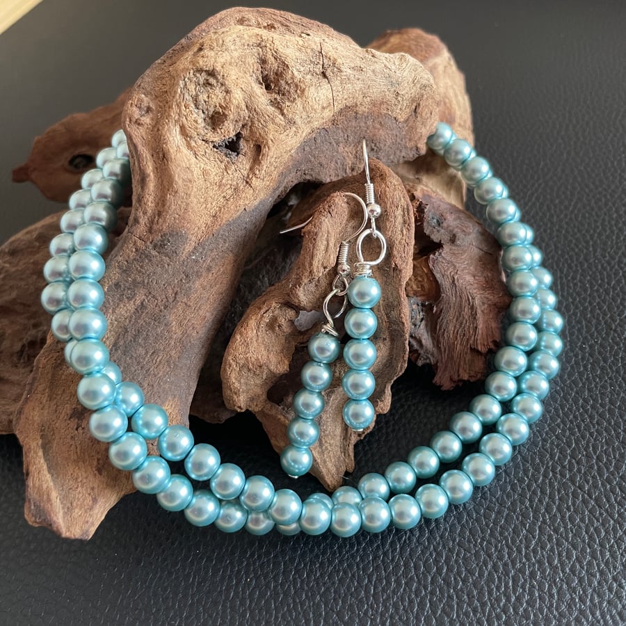  Ice Blue Faux Pearl Necklace & Earrings Set