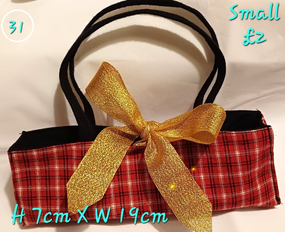 Small fabric bags