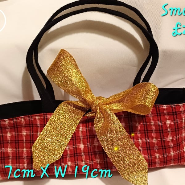 Small fabric bags