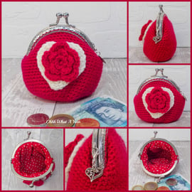 Red hearts and flowers crochet, crocheted coin purse.