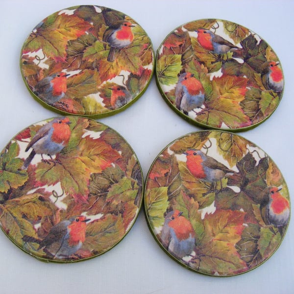 Set of 4 round Wooden Decoupaged Robin Coasters