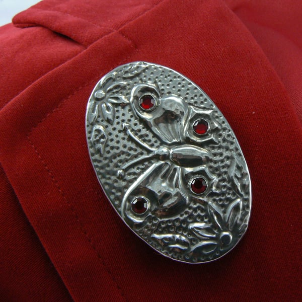  Butterfly brooch set with red stones (pewter)