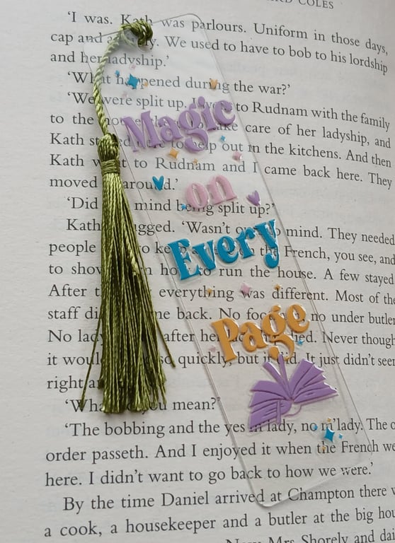 Clear acrylic bookmark 