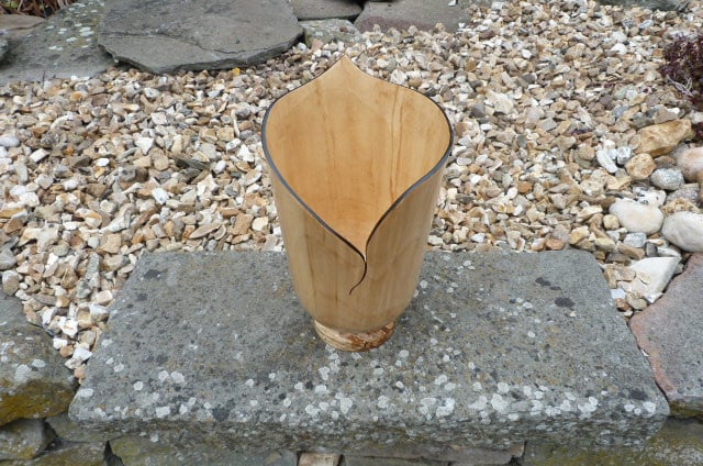 WOODEN FLOWER VASE