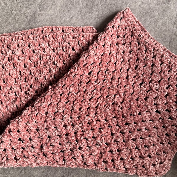 Crochet baby blankets in chenille