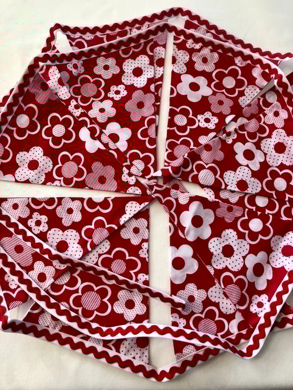 Handmade retro style flower bunting