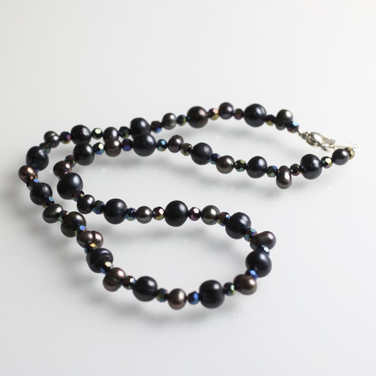 Freshwater Pearl  and Crystal Necklace - UK Free Post