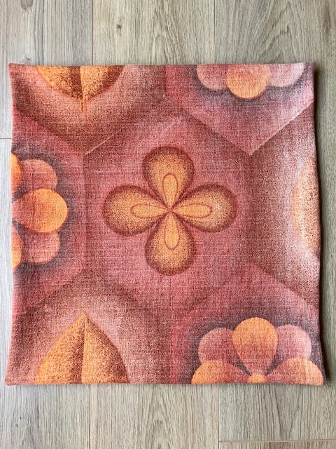 50cm cushion cover made from vintage fabric - great retro vibe