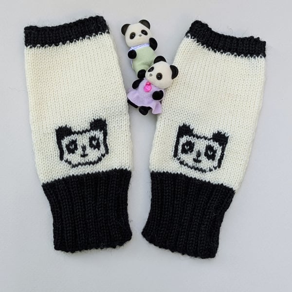 Panda fingerless gloves knitted in cream and black merino wool