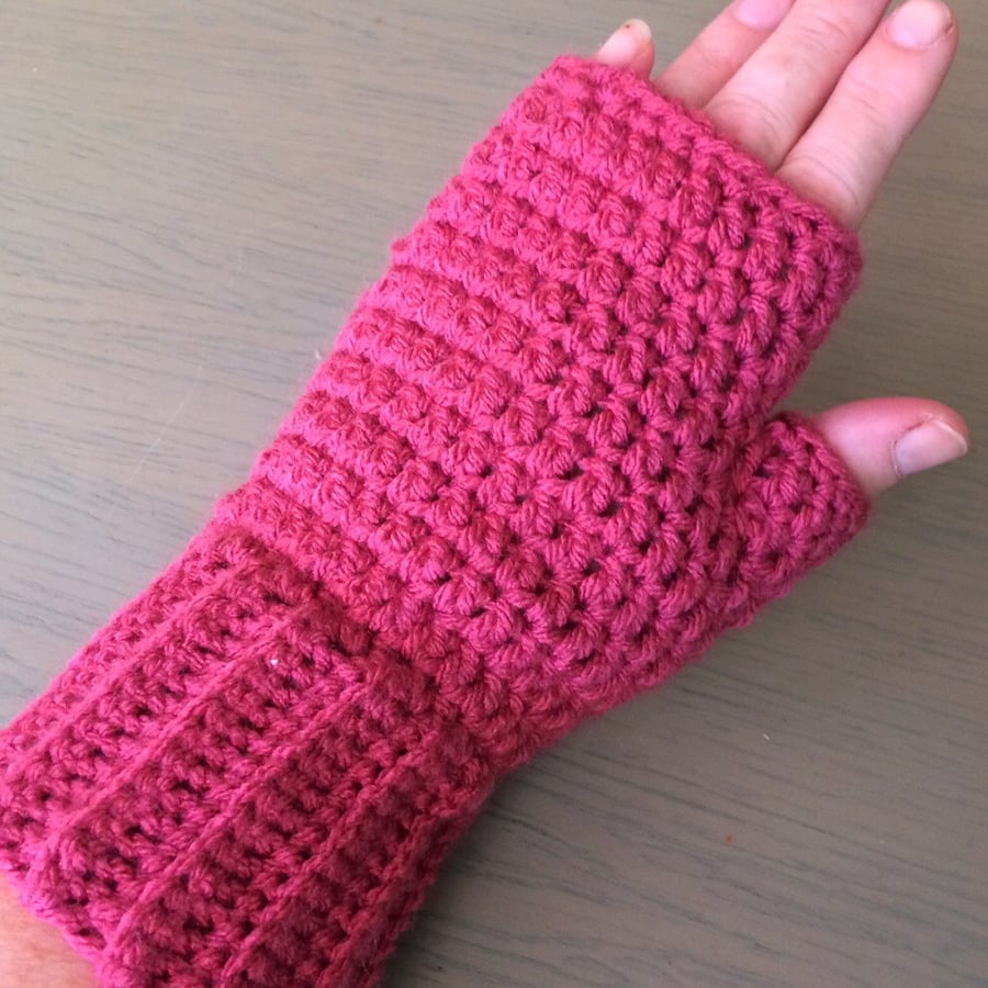 Fingerless Gloves 