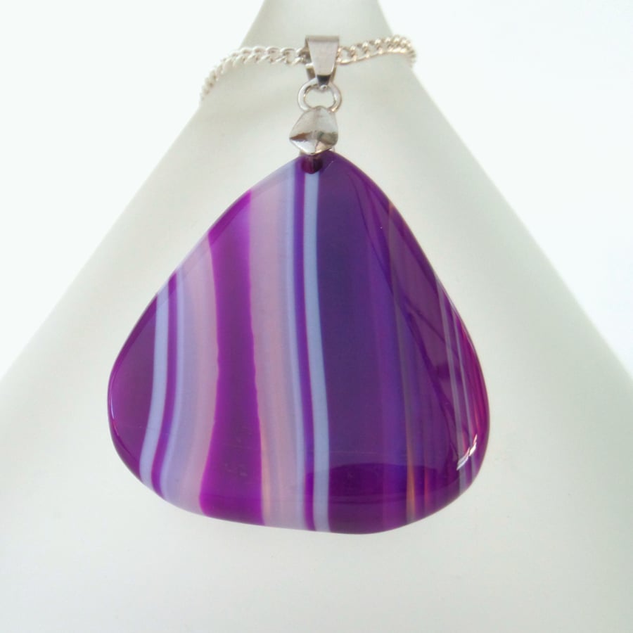 Purple banded agate pendant necklace