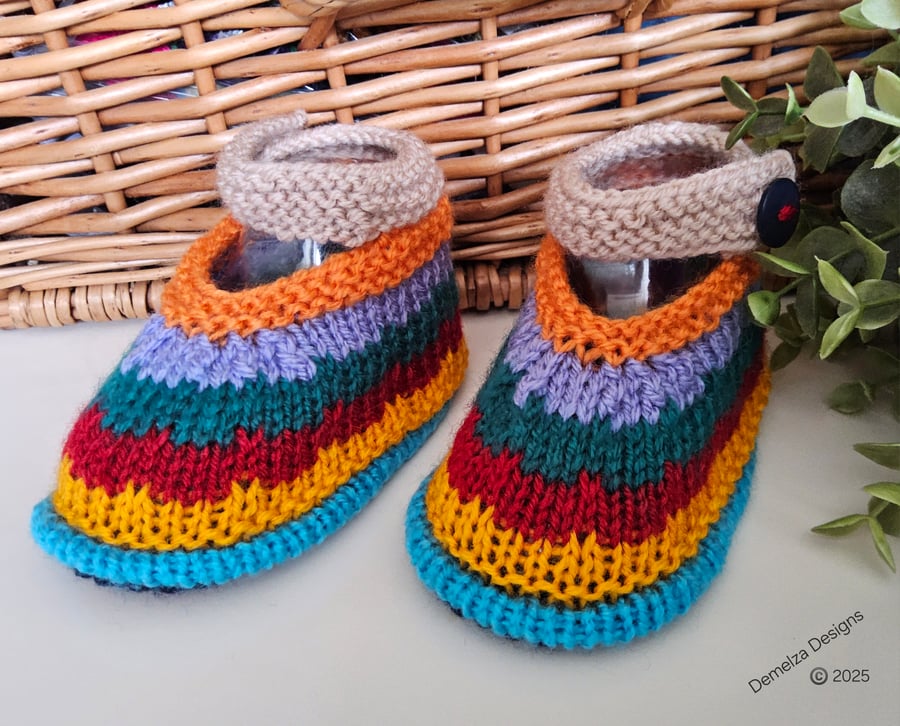 Designer Baby Striped Multicoloured Hand Knitted Shoes  3-6 months size