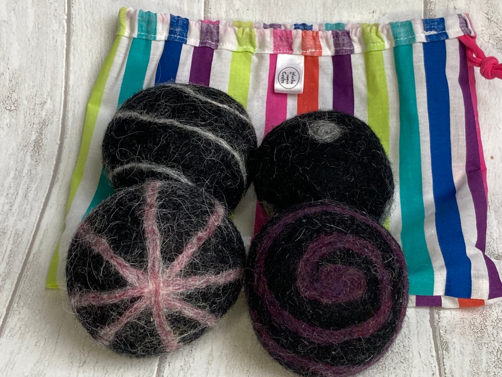 Wool tumble dryer balls. Energy saving and plastic free. Spots and spirals