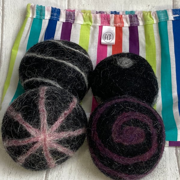 Wool tumble dryer balls. Energy saving and plastic free. Spots and spirals